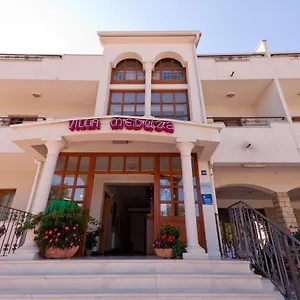 Meduza 3*, Biograd Na Moru Chorvatsko