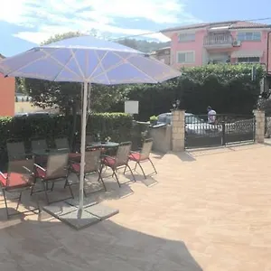 3* Couette-café Manda